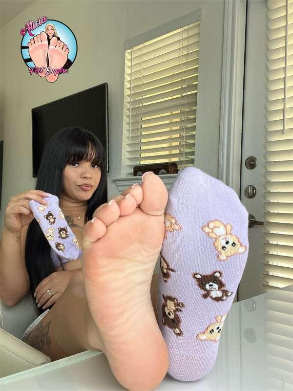 aliciafeet image #0