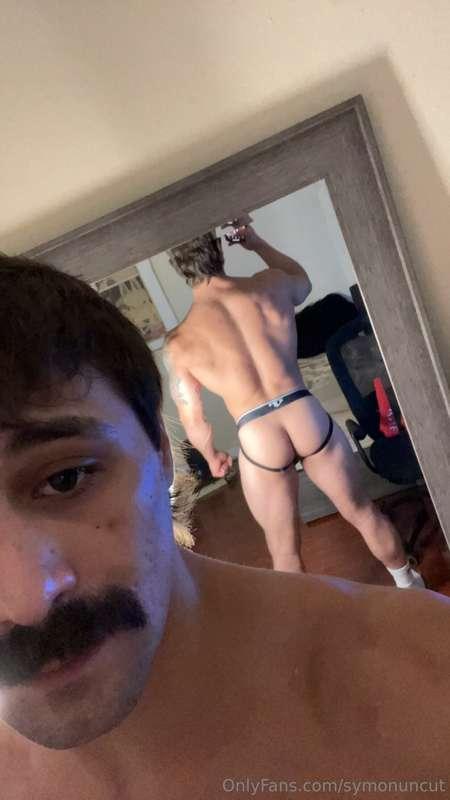 Jockstrap booty😈 tip if I should post more ass content on th..