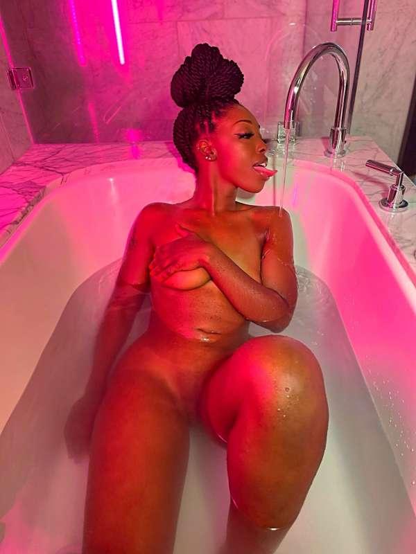 Tip $15 and send me your best cumshot video for a CUMSHOT RA..