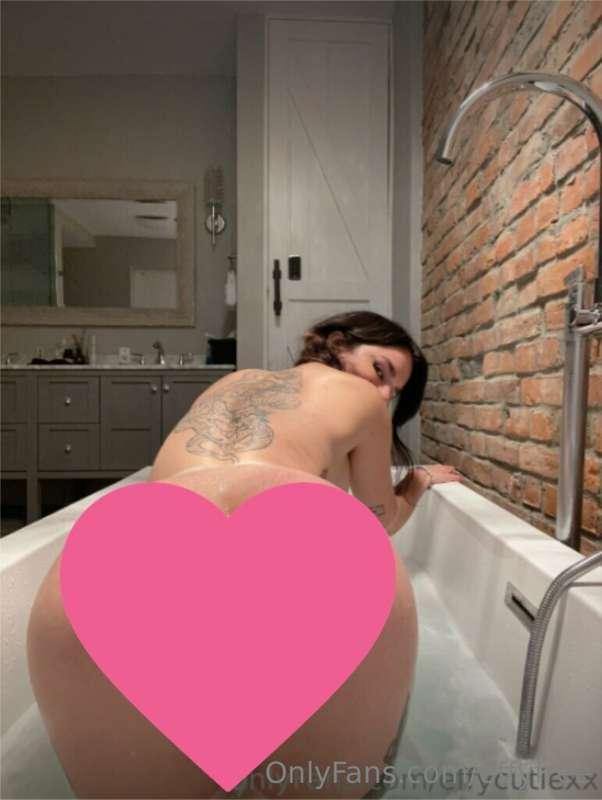 just tested the water pressure in this bath lol