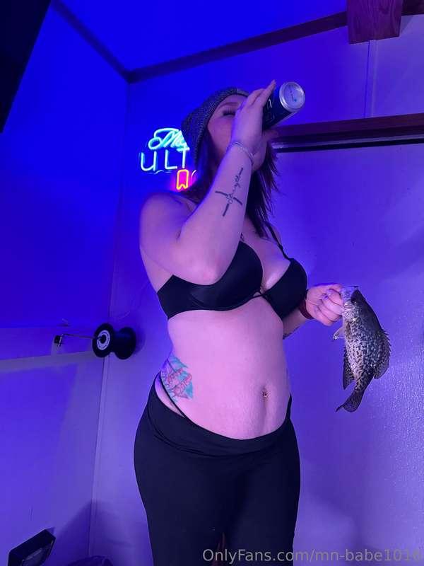 Fish house fun•••