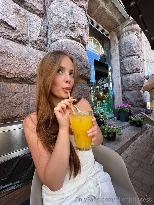 If my mood were a drink, it would be something between juice..