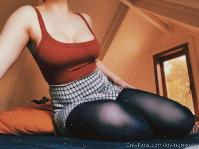 i made you some polaroids for you to keep in your wallet bb ..