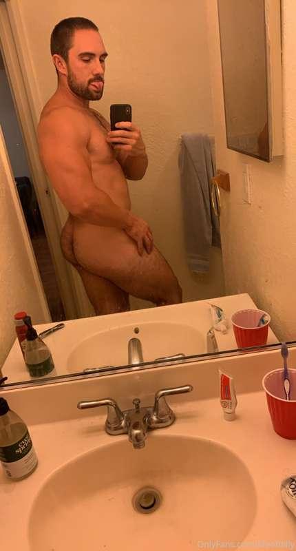 Starting to feel better...I did some pushups just to wake my..