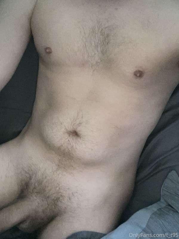 Can someone come lick my nipples? 👅