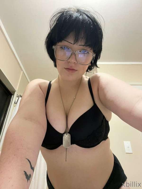 first post! hope you all stick around x
