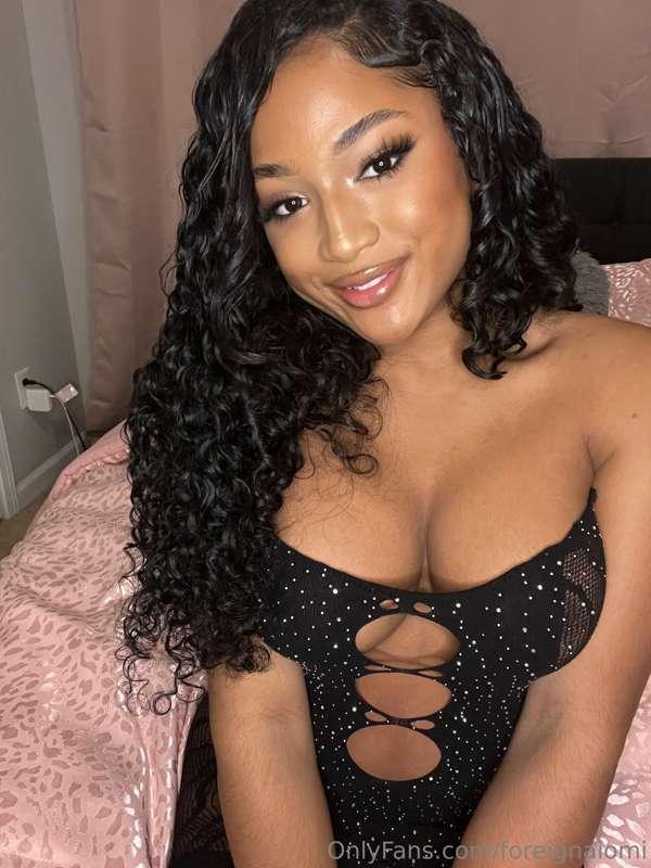 Rate me 1 - 10 pls be niceee guys

💋