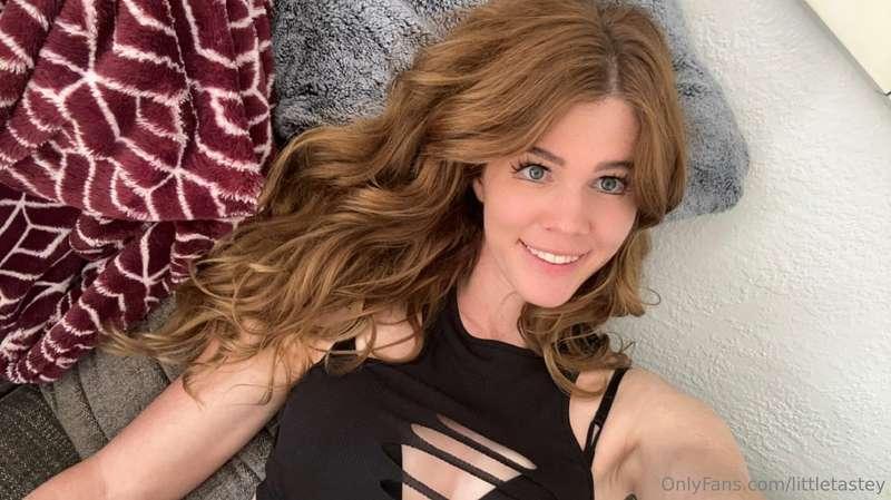 You know, I have a lot of hair… great for handfuls ;)