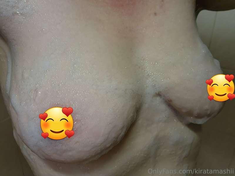 Happy titty Tuesday 🥵🔥😈 cuz why not?  Head over to @kiratama..