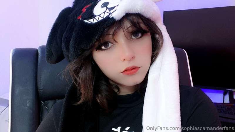 sophiascamanderfans image #3