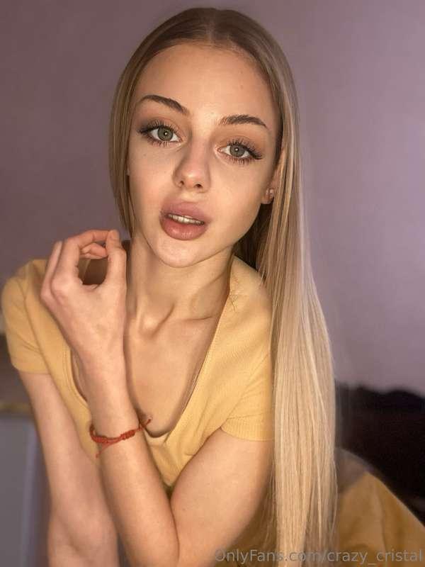 Do you see something in my eyes?👀