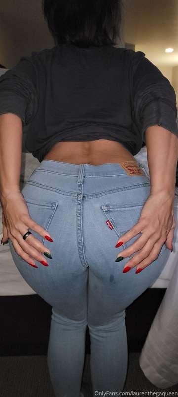 Ya'll like my new sexy Christmas 🎄 nails 💅?   I think they l..