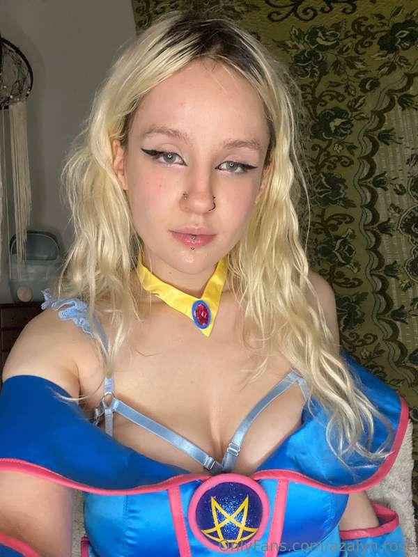 You want to fuck dark magician girl 😈😈