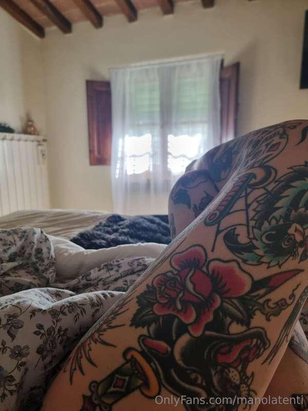 Ti aspetto cosi sul letto😘 che fai vieni?