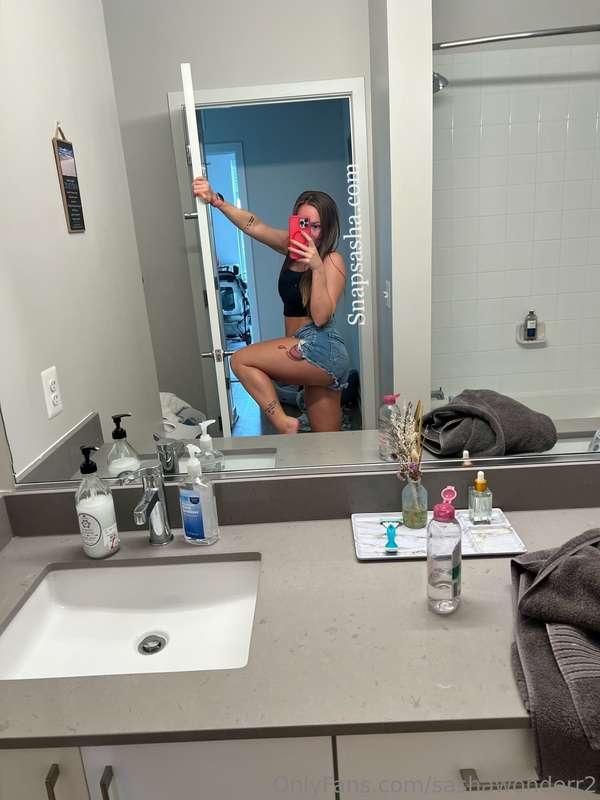 Jean shorts day