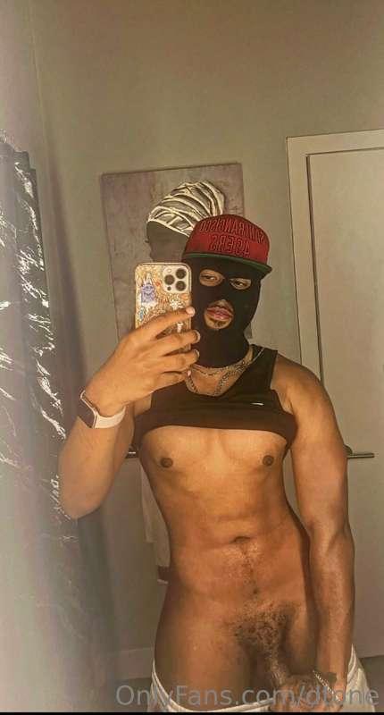 Welcome y’all to my page! Anybody that wants special videos ..