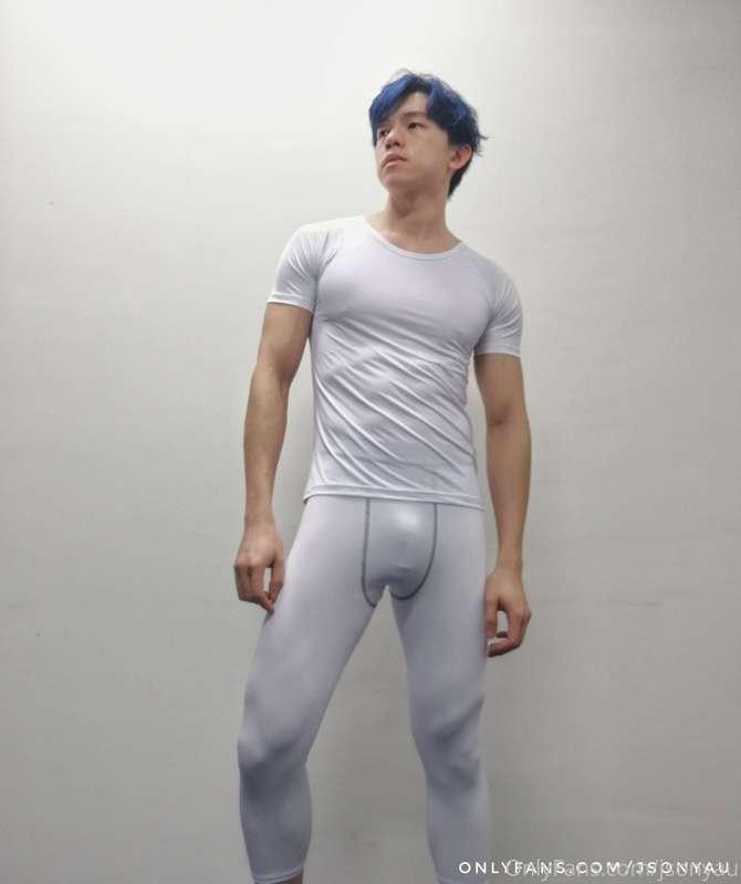 You like full white or gray and white? I was hoping the whit..
