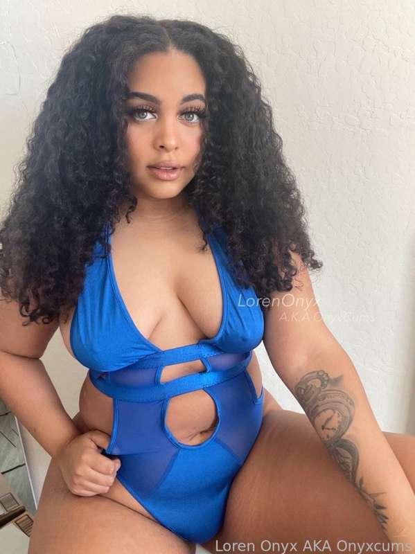 onyxcums image #0
