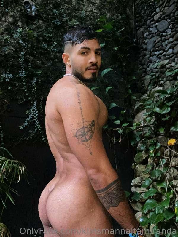 Hay días calientes, en donde me pongo aun más caliente... 😈🔥..