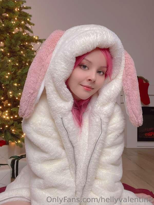hellyvalentine image #0