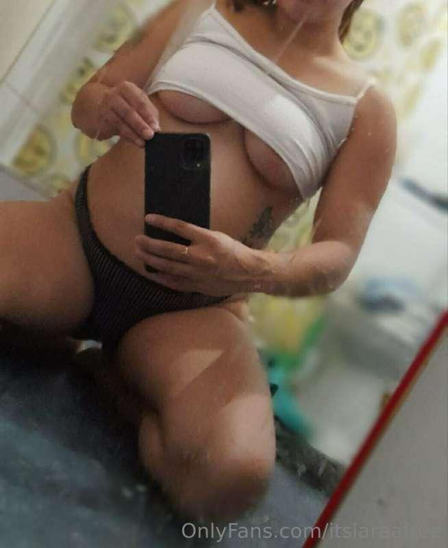 Subscribe FREE FREE 🔥😏
😘 Hello honey... I'm here to please y..