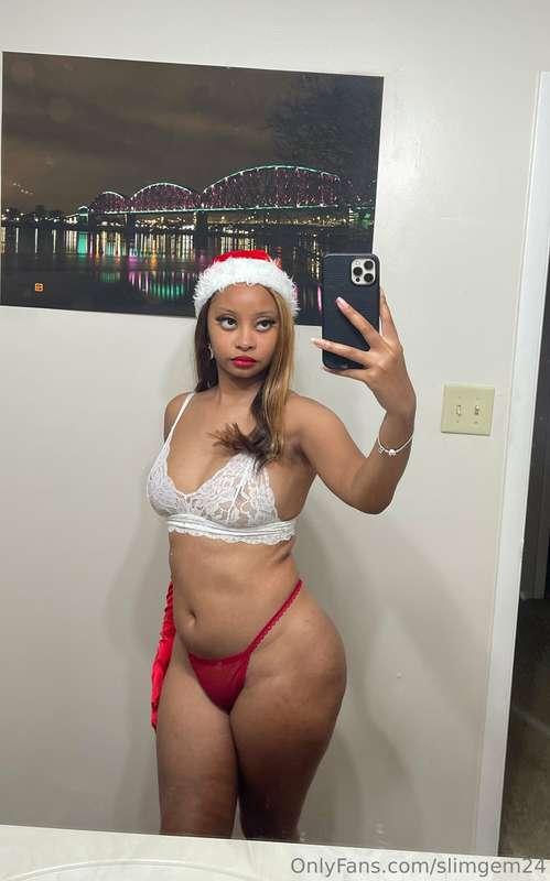 Just a little preview of this outfit. Check out the little s..