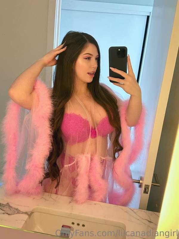 lilcanadiangirl image #1