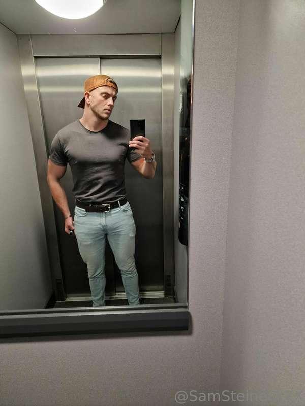 Who wishes they were in this elevator with me?