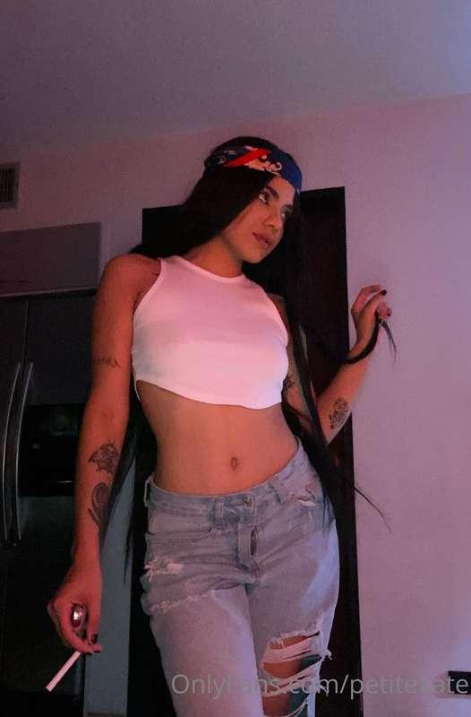 ## I'm the 🅶🅸🆁🅻 you didn't like when you were in 𝑺𝒄𝒉𝒐𝒐𝒍 💋🍓