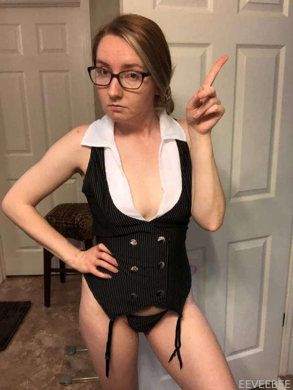 eeveebee image #0
