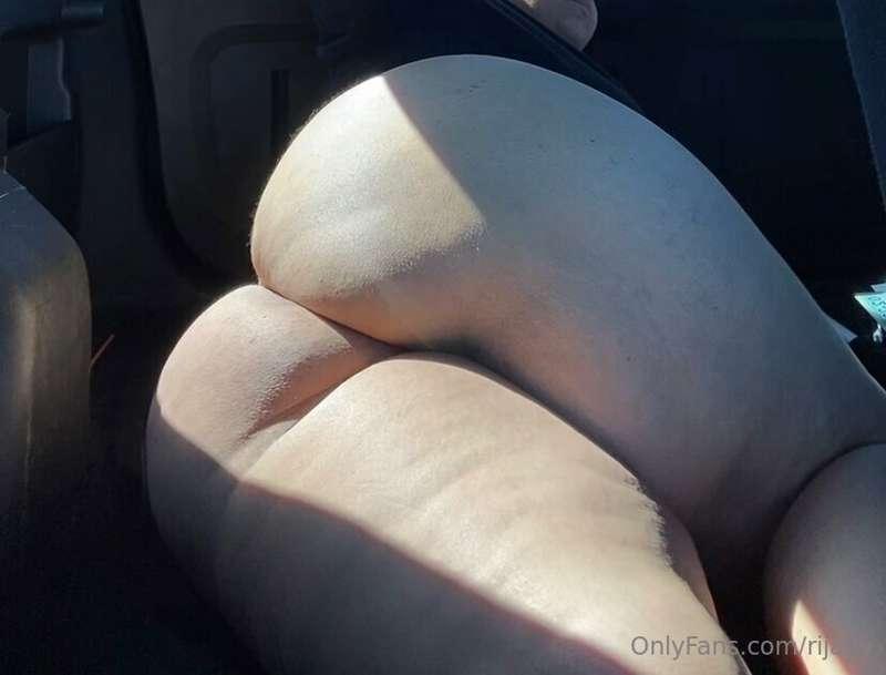 Should I grow out my pussy hair?