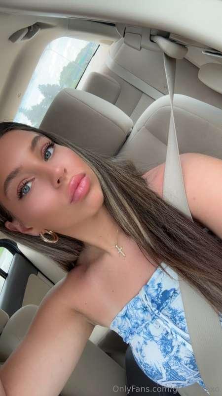 ride with me or ride me? 🤭
