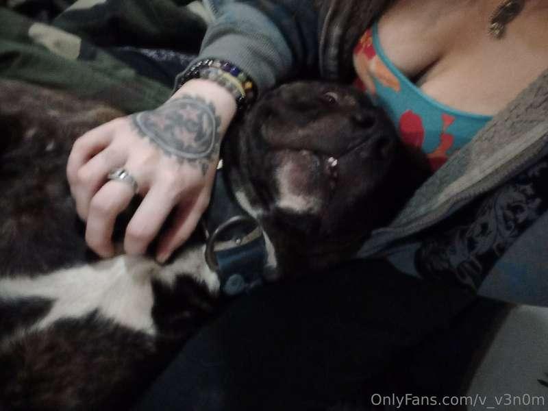 Titties & pitties 🐶
He makes some goofy faces