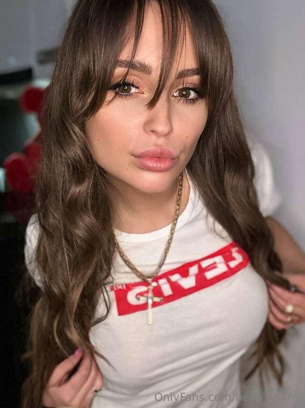 New hair, who dis? 💁‍♀️ Taking a walk on the wild side with ..