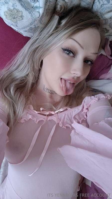are you feeling freaky this monday..? I know I am😈