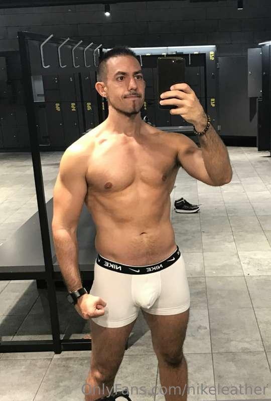 Have a nice day guys! Work, sleep well, workout your body an..
