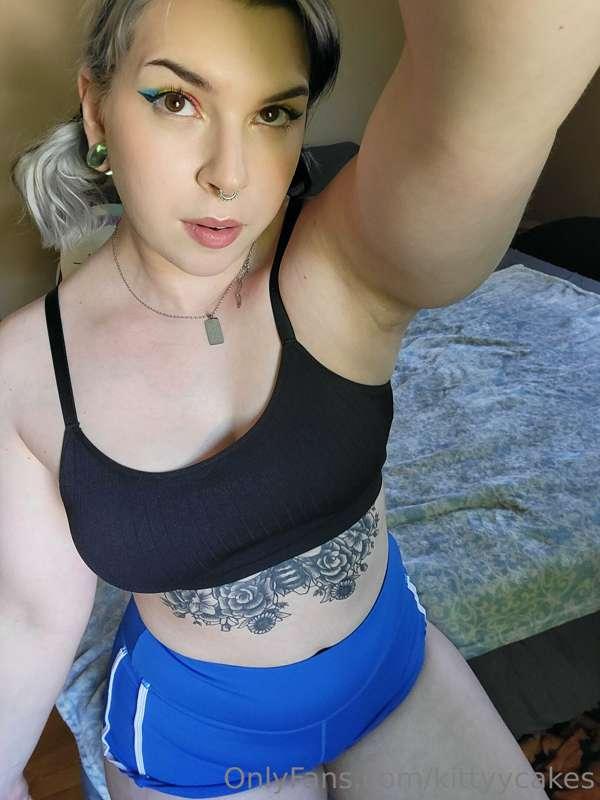 kittyycakes image #0