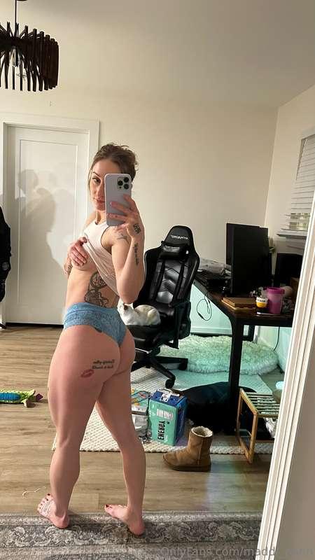 hump day so what else would I be showing off 🤭