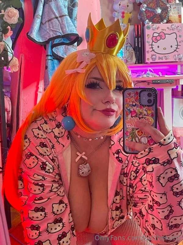I’m gonna wear my fuck-me outfit for our date tonight.🤭