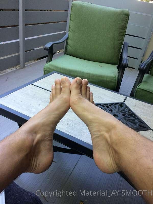 What would you do to these 🦶🦶?