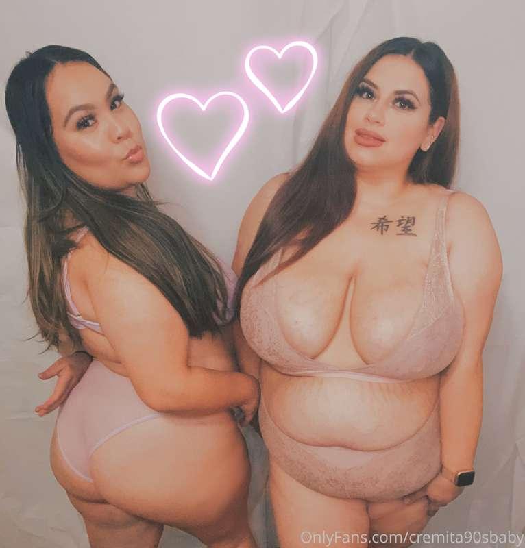 Happy holidays from @onlymariebaby & I. 
Thank you for subsc..