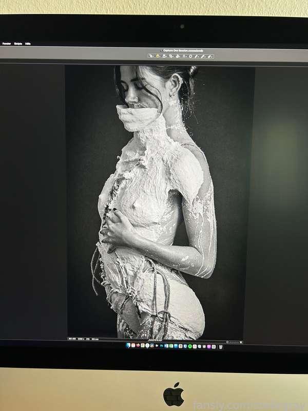 little behind the scenes of a cool art project that I got to be a part of the other day 🤩

I worked with a local artist here in berlin named dan carabas on a project he calls “metamorphic sculptures”

we tied ropes around my body and covered it in plaster to create a sculpture that showcases the art of shibari and the human body 🖤 I think it’s a really cool, edgy contrast between the softness of feminine curves and the roughness of the rope

I had so much fun working on this, I love using my body to create art🥰 it was also humbling though, I didn’t realize how hard it would be to stand completely still for an hour and a half😅 and pulling the plaster off…can’t say it was the most pleasant feeling🥴😂

I’m so excited to show you guys the final shots!!🤩🤩

#art #nudeart #shibari #plaster #fetish #bdsm #nipples #smallboobs #natural #naturaltits #ass #whipmarks #markings #bruises 