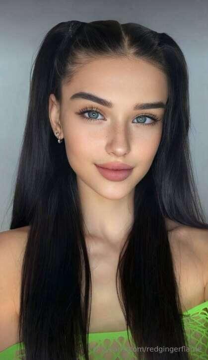 SEXY BAE @cutie_alice IS CRAZY NYMPHOMANIAC🤤 SHE LOVES TO PL..