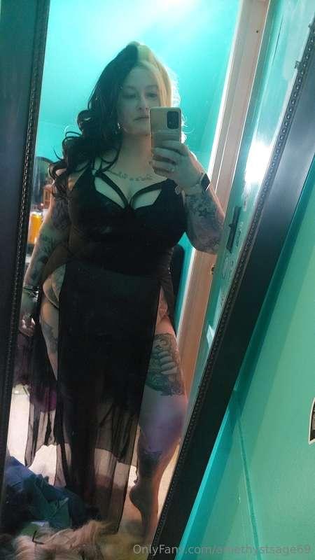 Been a lotta black lately... need to switch it up. Who wants..