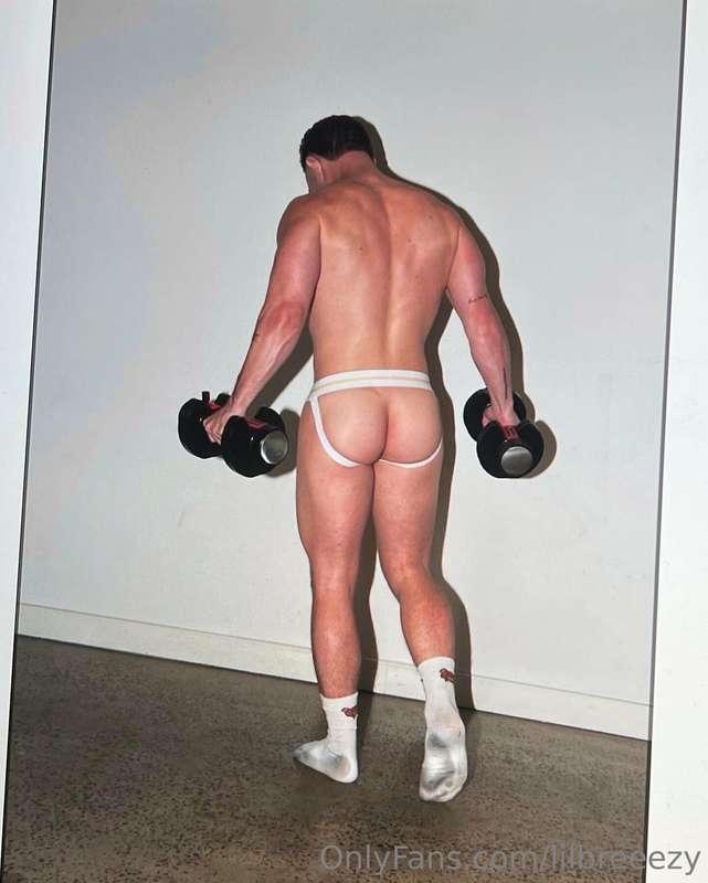 If you lads are interested in sexy jockstraps or speedos my ..