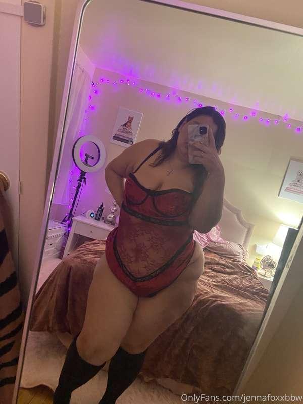 Suppose to see a fan but I think he’s standing me up 🤷🏼‍♀️