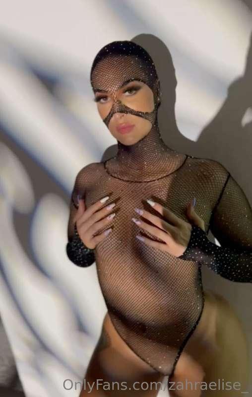 Extra sexy and wet. Let's chat and get nasty baby.