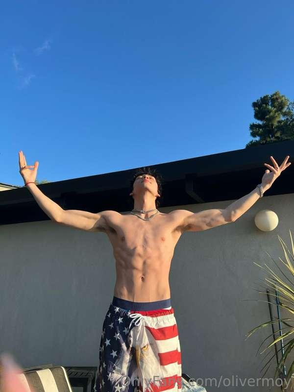 HAPPY 4TH OF JULY, from your favorite 8+ inch daddy. ***gonn..