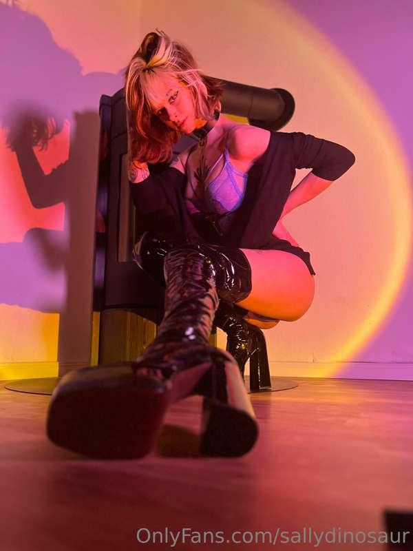 new set online ❤️ want more? Show it with a like & comment u..