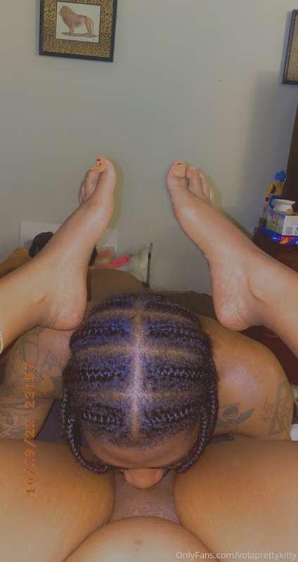 Hey baby go follow @volalarieefans  for free its my nude pag..
